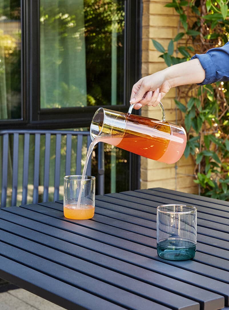 Illustration de la catégorie Carafes & pichets